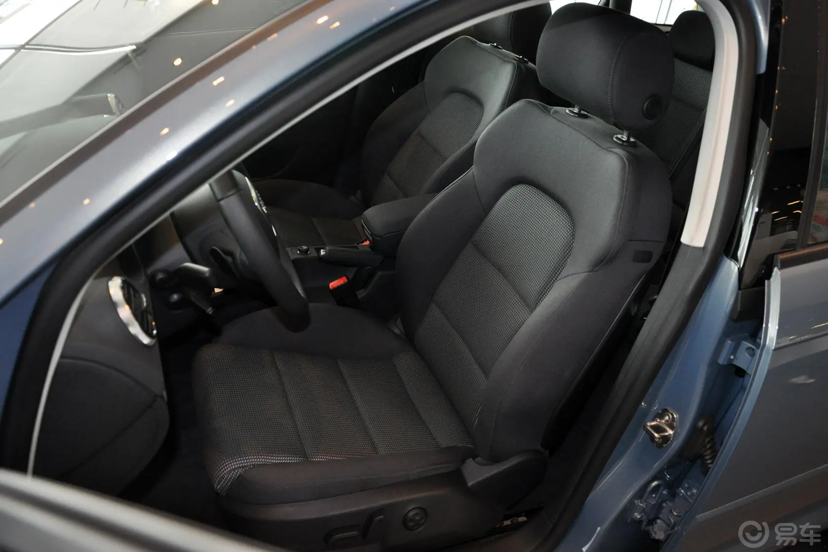 奥迪A3(进口)Sportback 1.8T 自动 豪华型驾驶员座椅