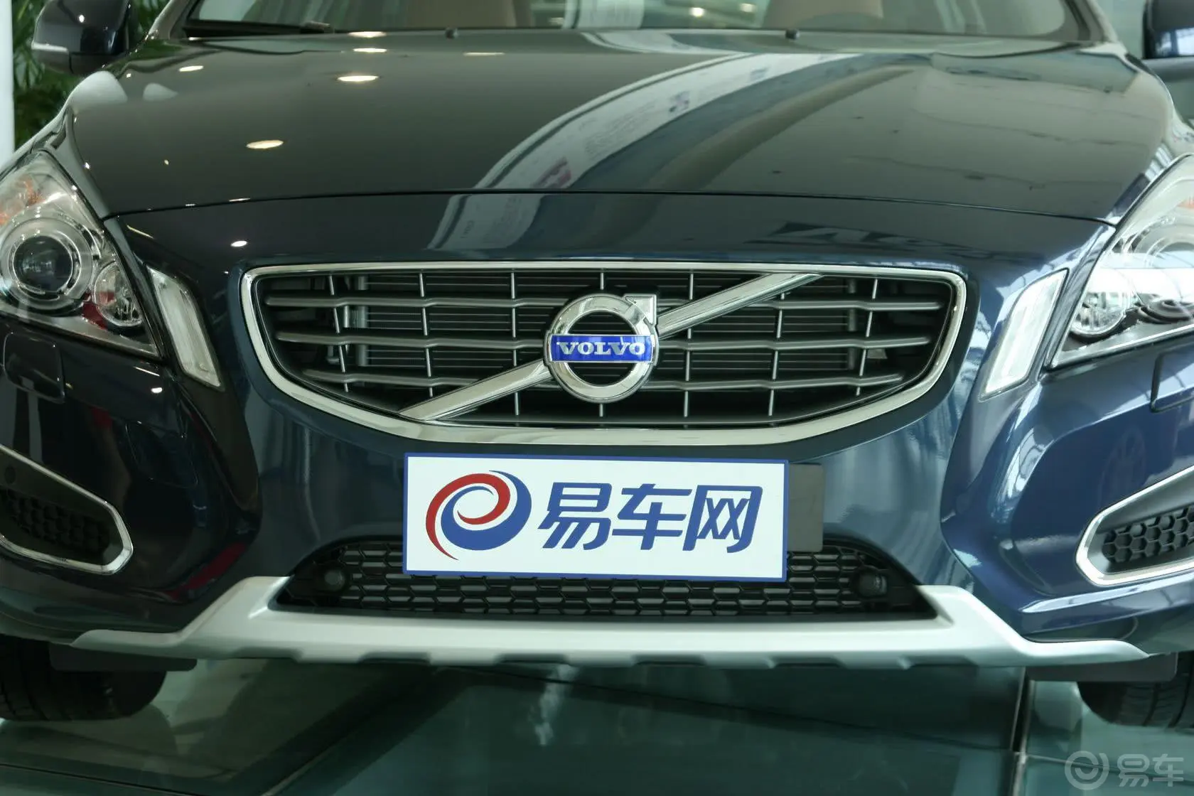 沃尔沃V60T5 智雅版外观