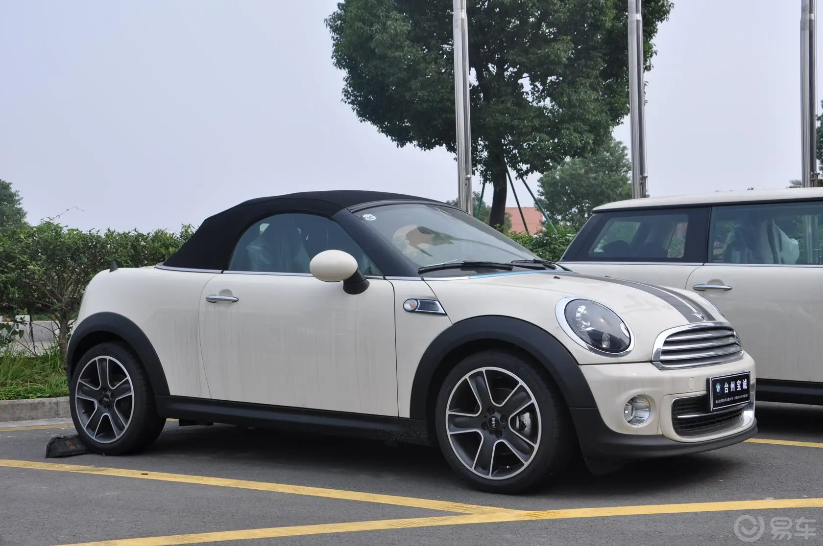 MINI ROADSTERCOOPER 1.6L 自动外观