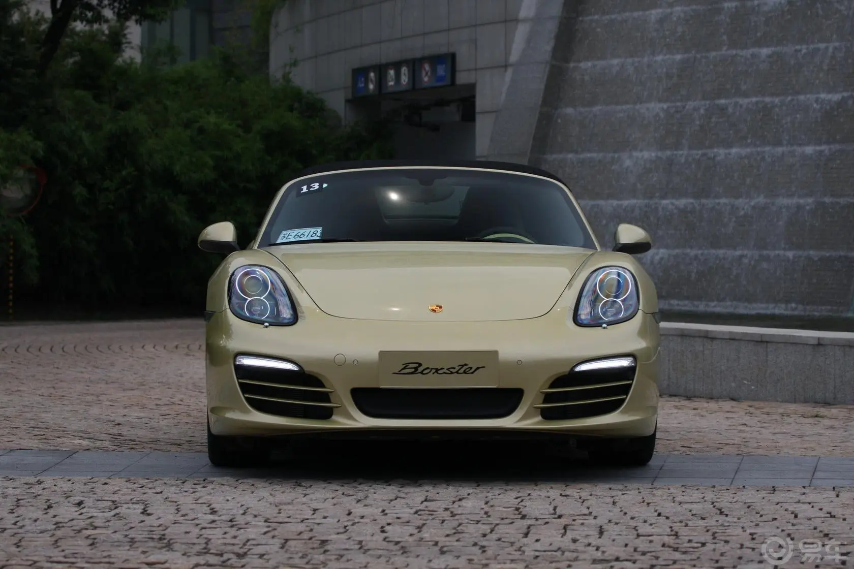 BoxsterBoxster 2.7正前水平