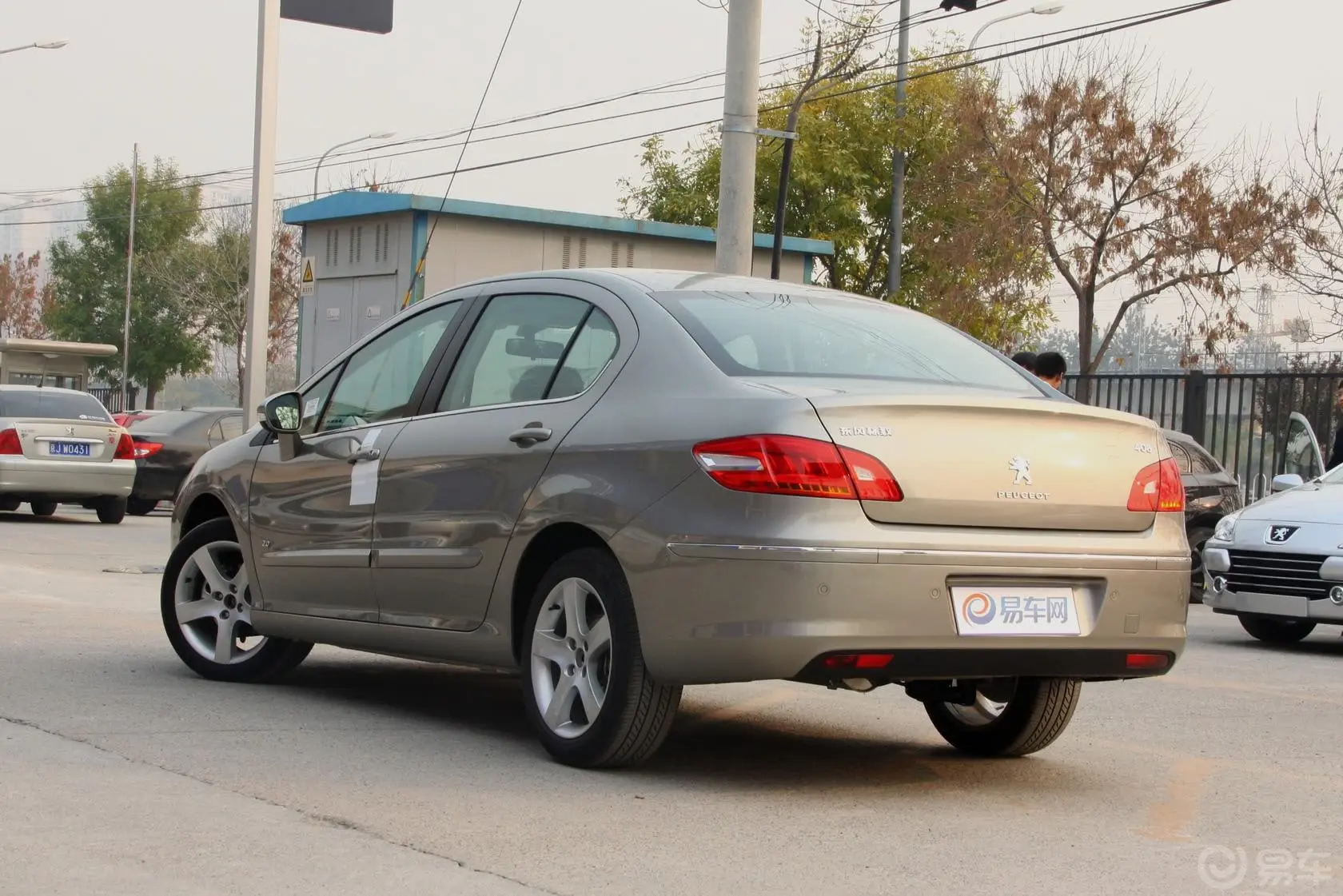 标致4082.0L 手动 舒适版外观