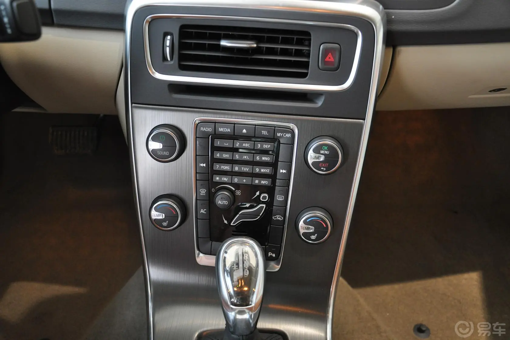 沃尔沃S60(进口)2.0T 手自一体 T5 舒适版空调