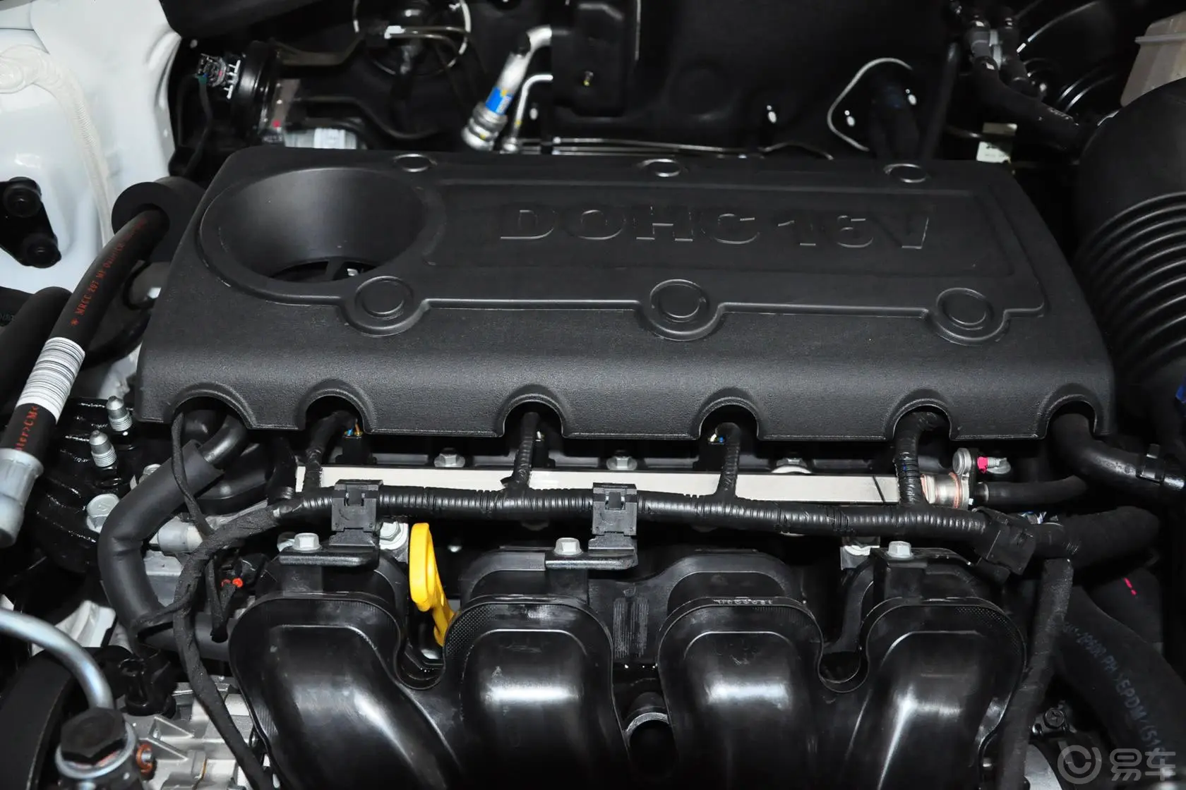 索兰托2.4L 汽油 豪华版 五座发动机