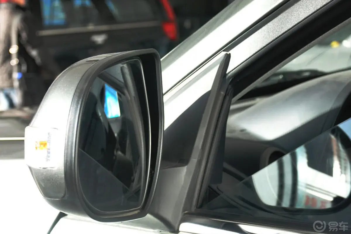 哈弗H5经典欧风版 2.0 两驱 豪华型后视镜镜面（后）