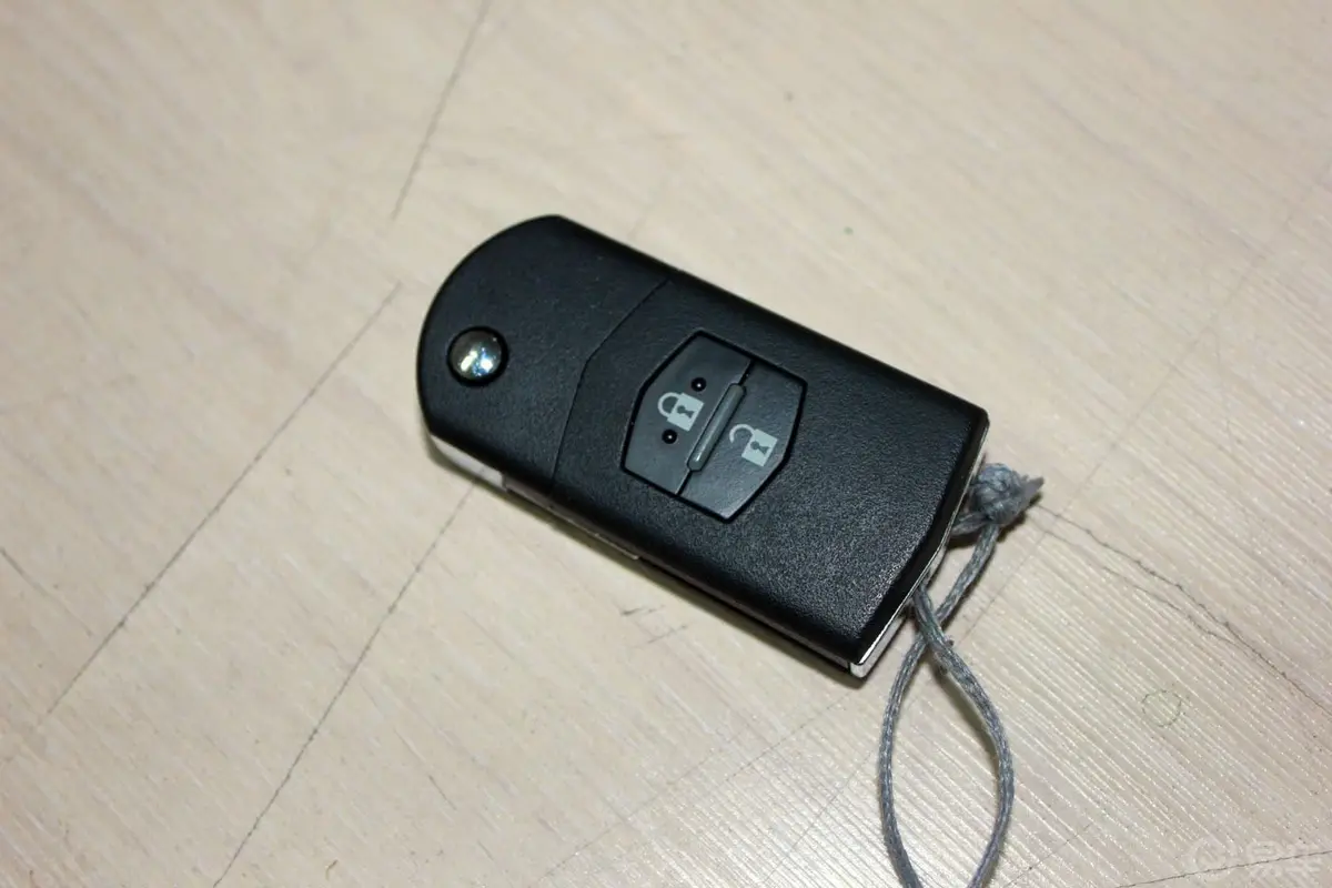马自达31.6L 手动 特惠型钥匙