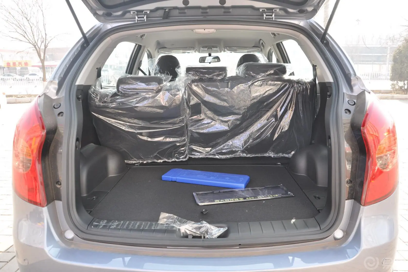 柯兰多2.0L 手动 两驱 舒适版 汽油行李箱空间