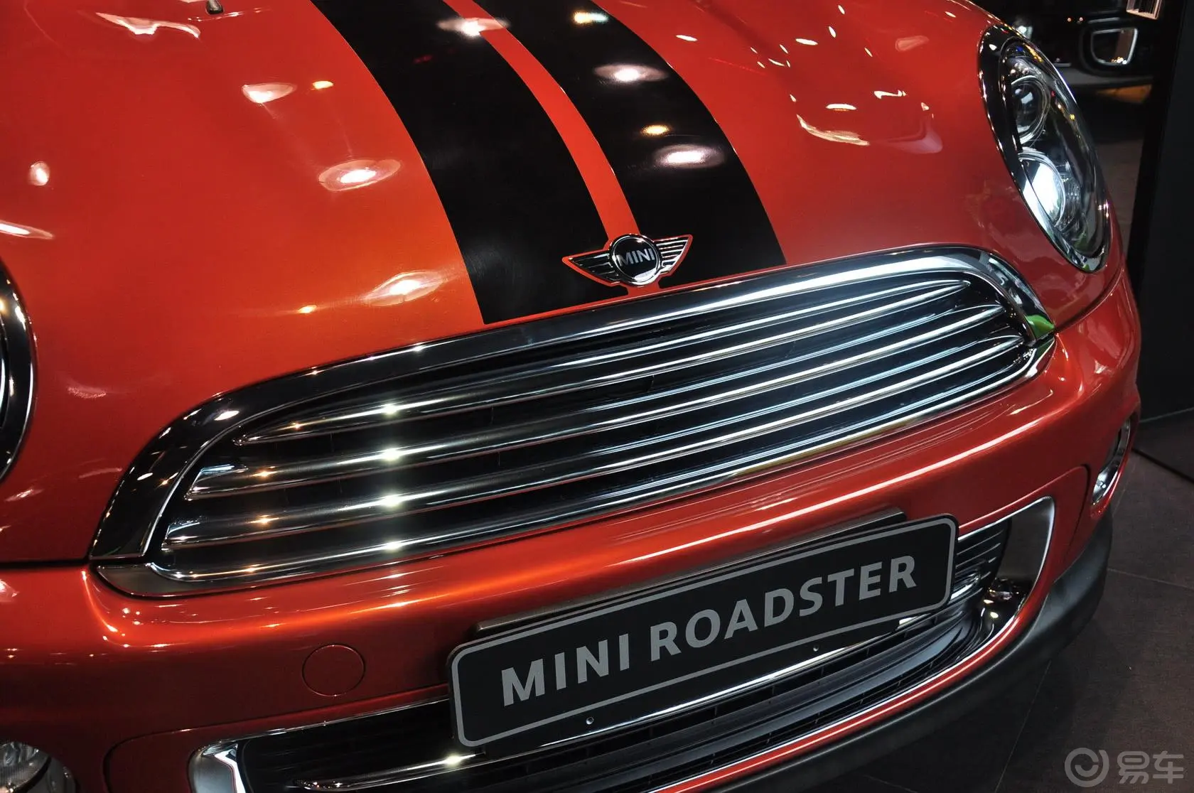 MINI ROADSTERCOOPER 1.6L 自动前格栅侧俯拍