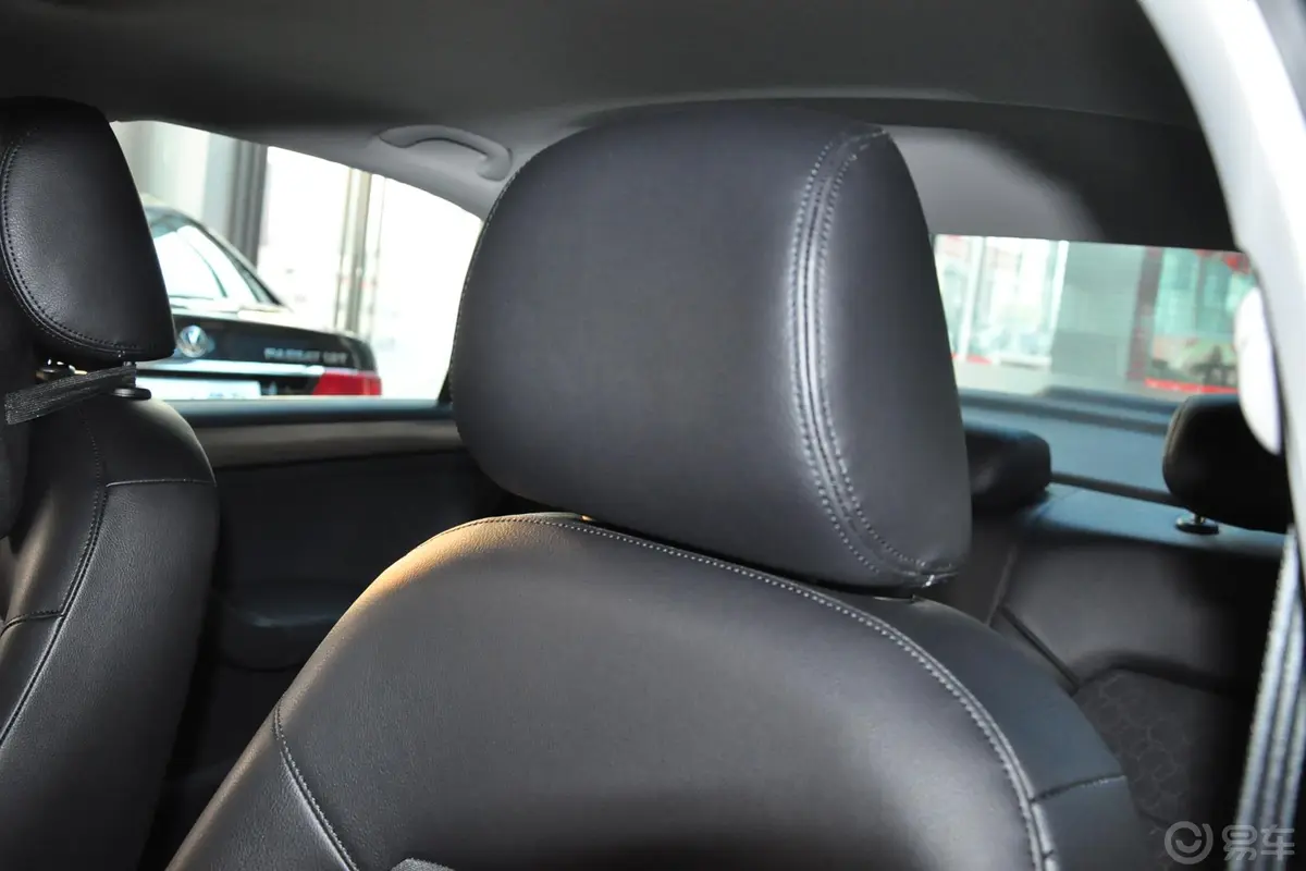 桑塔纳1.4L 手动 舒适版驾驶员头枕