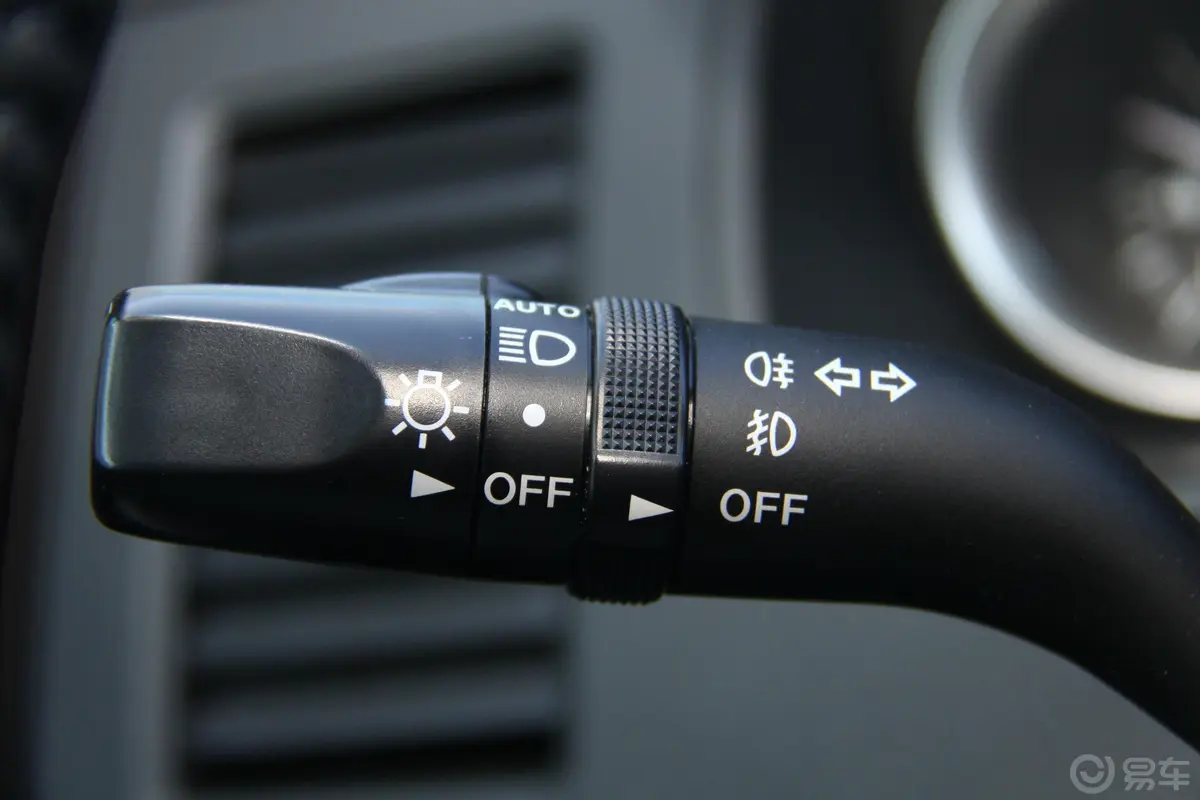 马自达CX-93.7L 自动标准型大灯开关