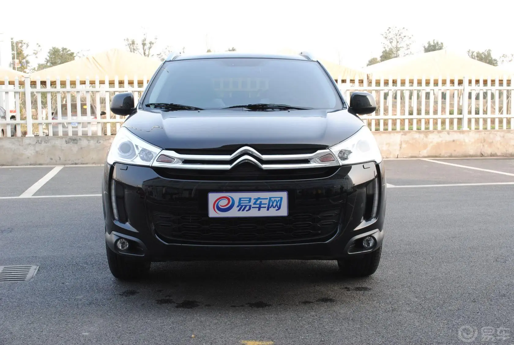 雪铁龙C4 AIRCROSS(进口)2.0L 自动 两驱 舒适版正前水平