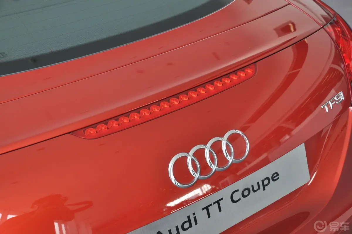 奥迪TTTT Coupé 2.0 TFSI S tronic外观