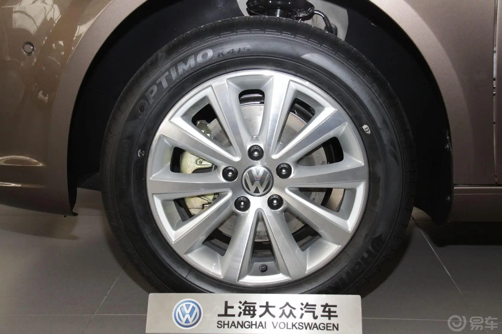 途安1.4T 自动 璀璨版 5座轮圈