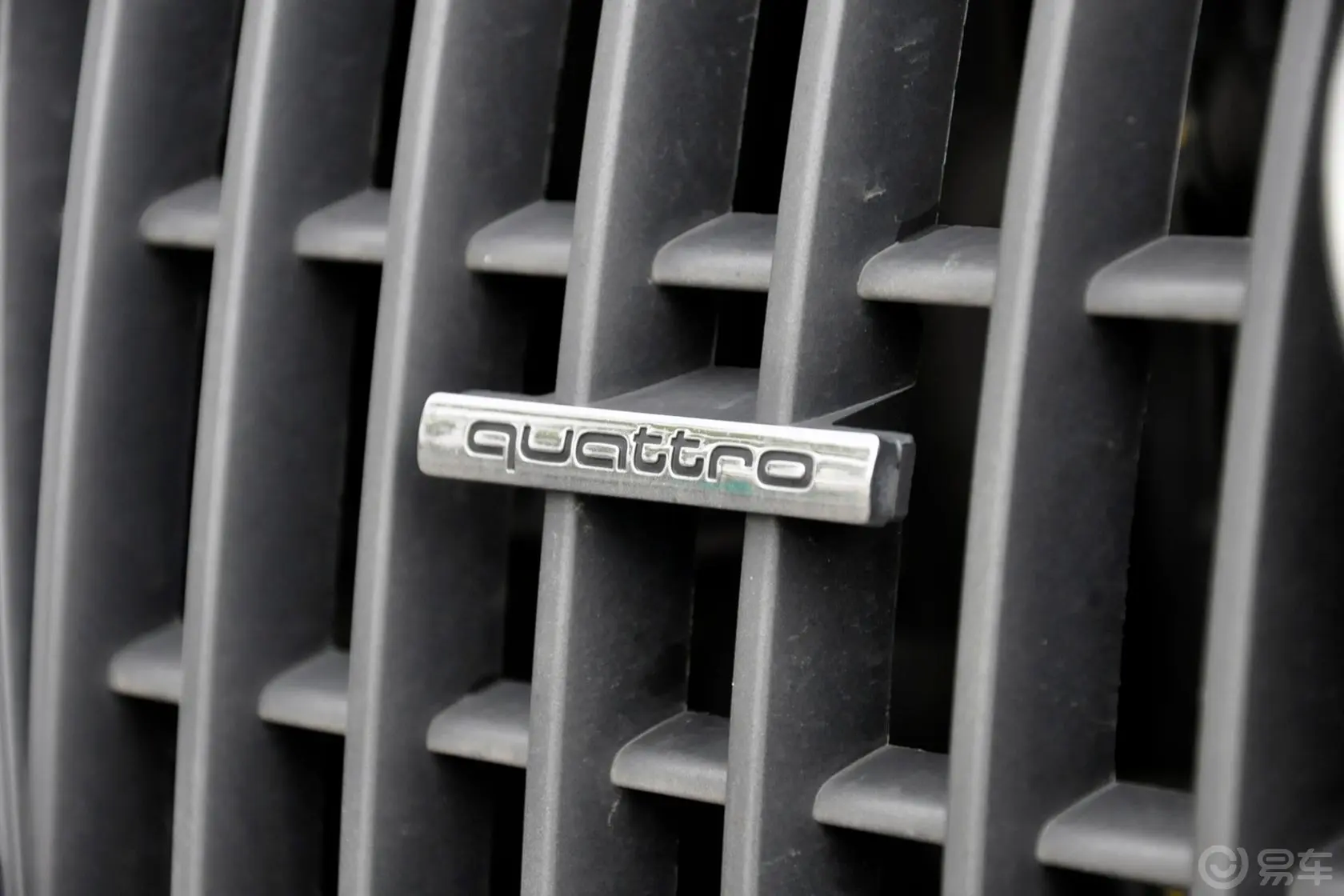 奥迪Q5(进口)2.0 TFSI Hybrid quattro外观