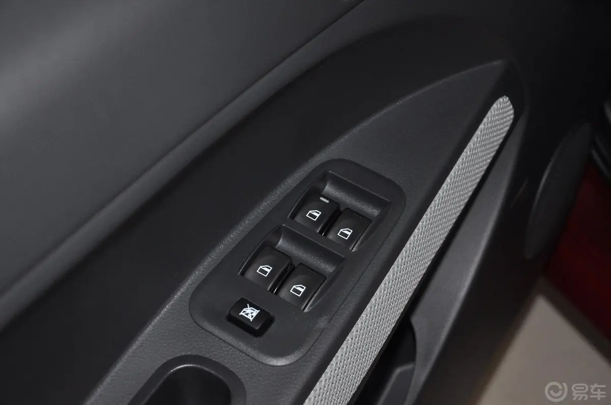 丘比特1.5L 自动 DX 灵动版车窗升降键