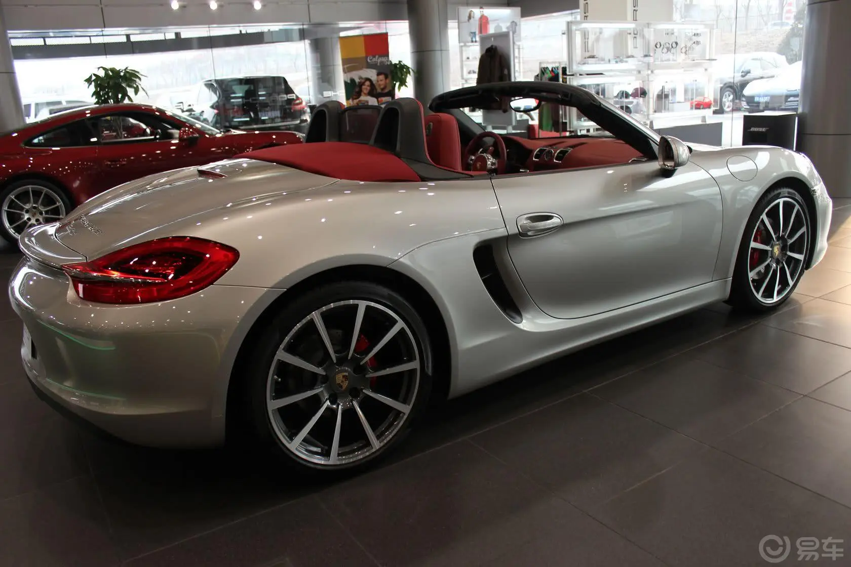 BoxsterBoxster S 3.4侧后45度车头向右水平