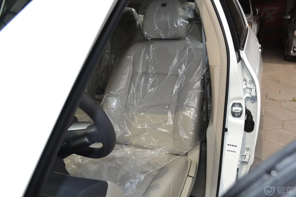 卡罗拉1.8L GL-i至酷版 CVT驾驶员座椅