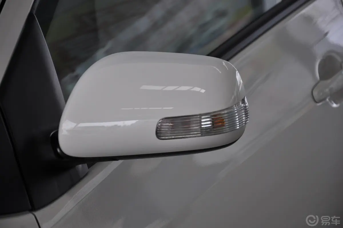 威驰1.6L GL-i 天窗版 自动后视镜转向灯（前）
