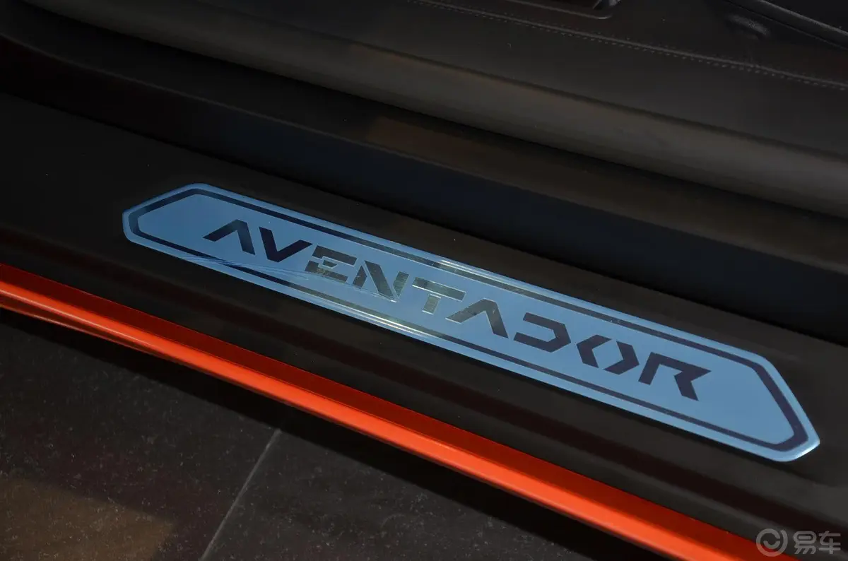 AventadorLP700-4车门迎宾装饰板