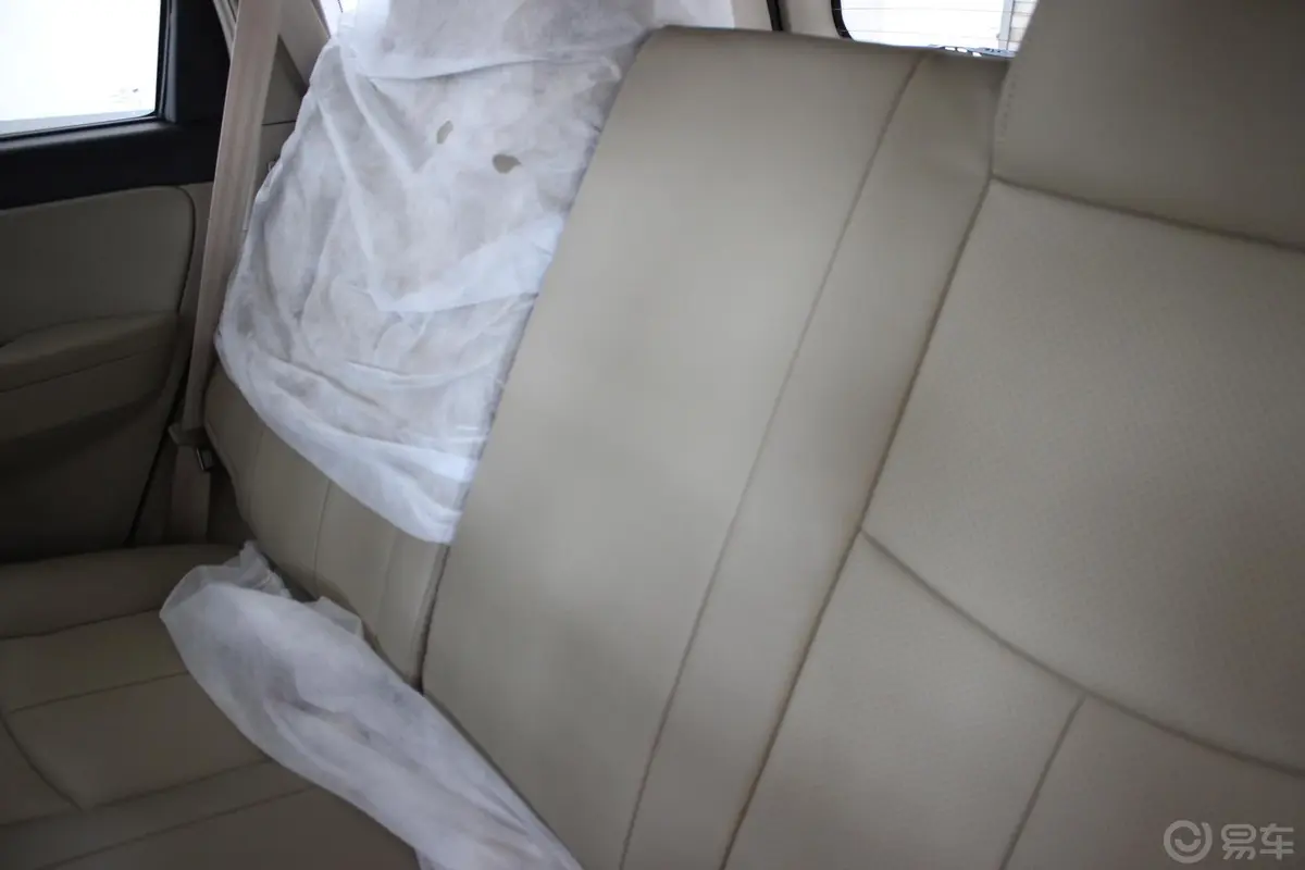 景逸SUV1.6L 手动 尊享型后排座椅