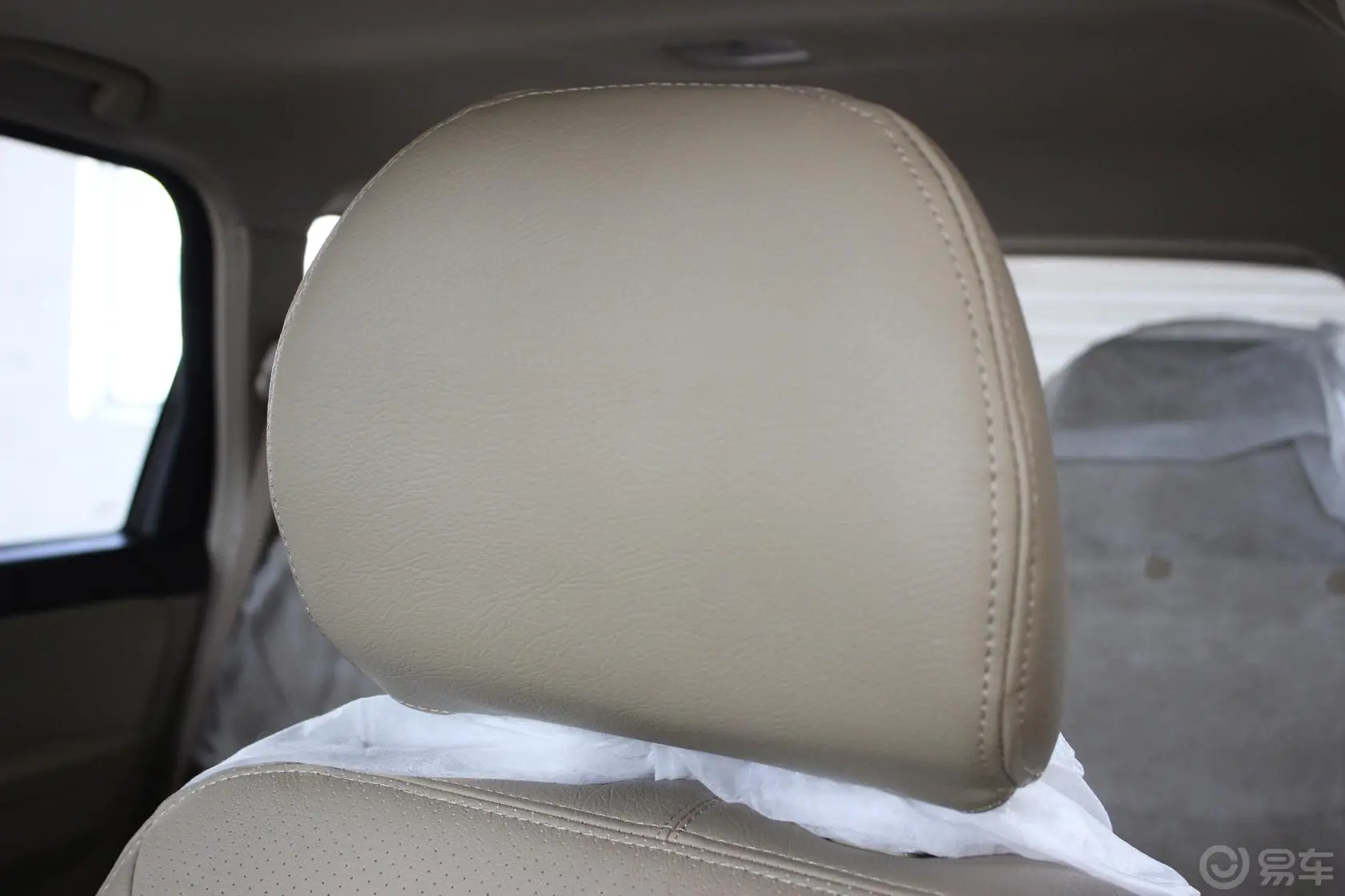 景逸SUV1.6L 手动 尊享型驾驶员头枕