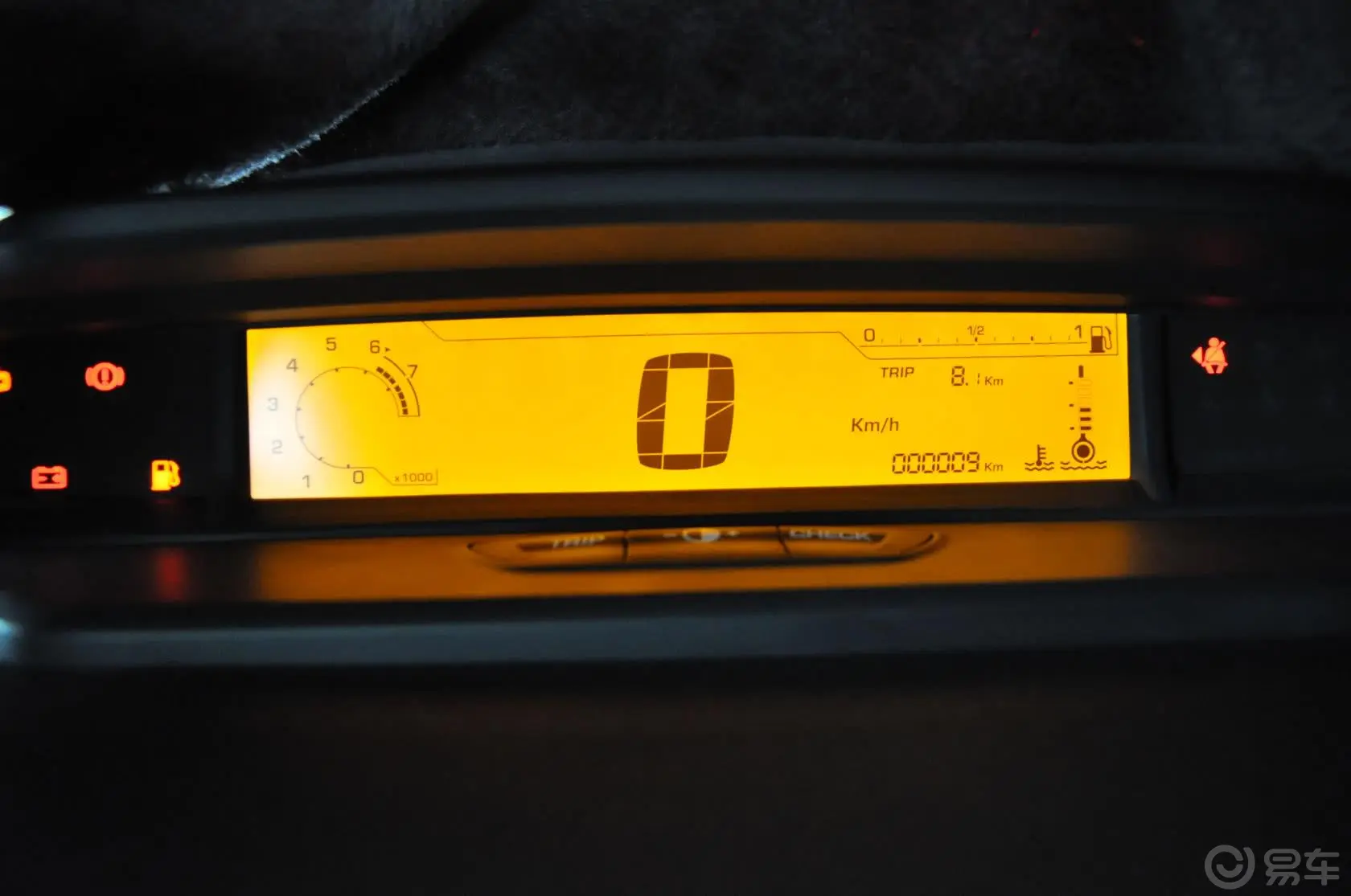 世嘉三厢 1.6L 手动 品尚型仪表盘背光显示