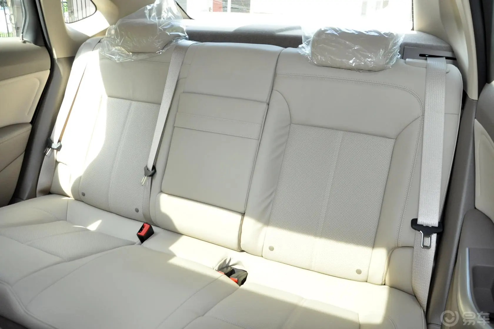英朗GT 1.8L 自动 时尚型 真皮版后排座椅