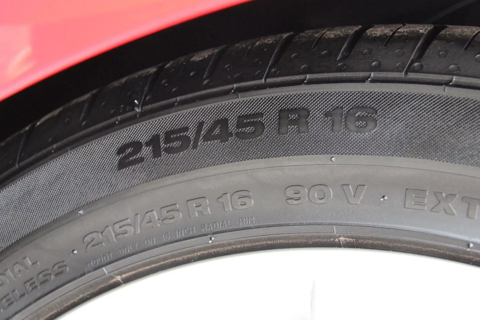 伊比飒1.4T 旅行款轮胎规格