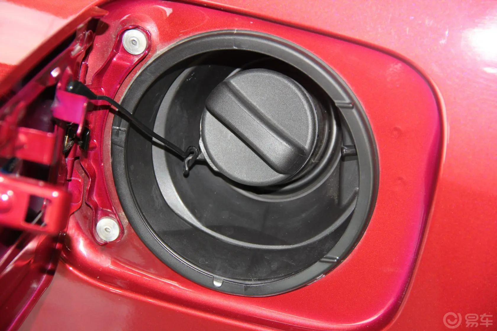 威驰1.6L GL-i 天窗版 自动油箱盖