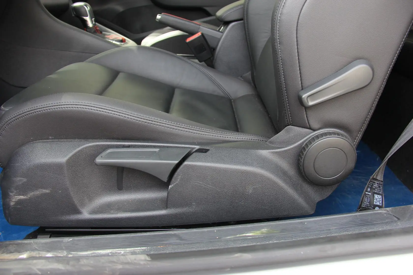 高尔夫(进口)2.0L 自动 GTI 敞篷版座椅调节键