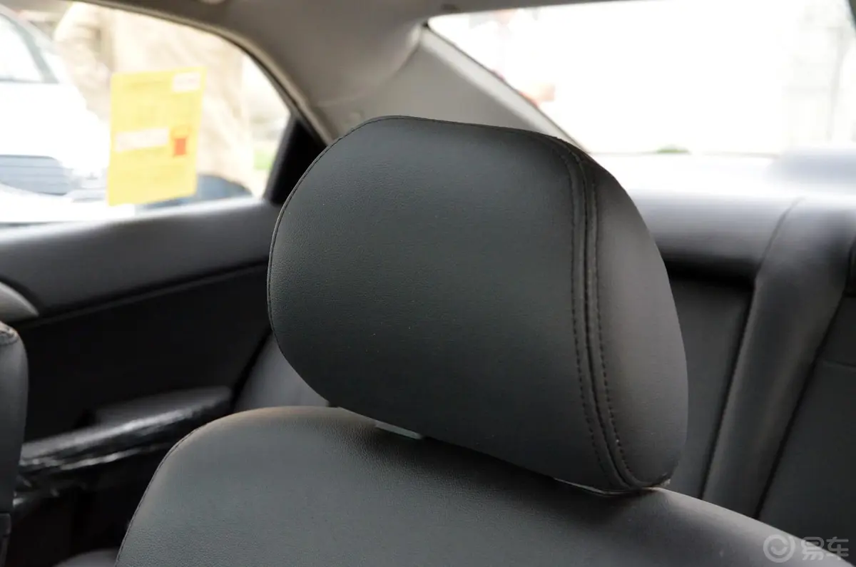 福瑞迪1.6L 自动 Premium驾驶员头枕