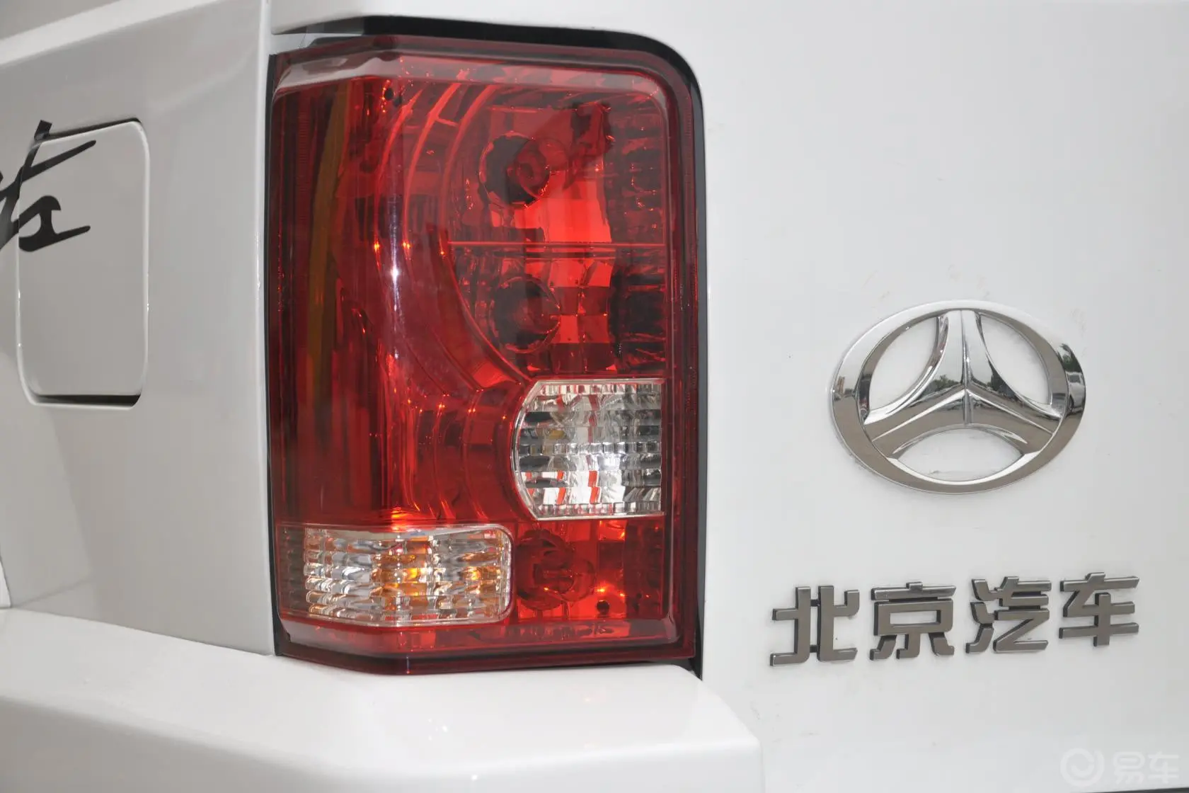 骑士S12S12 2.2L MT 四驱 豪华型外观