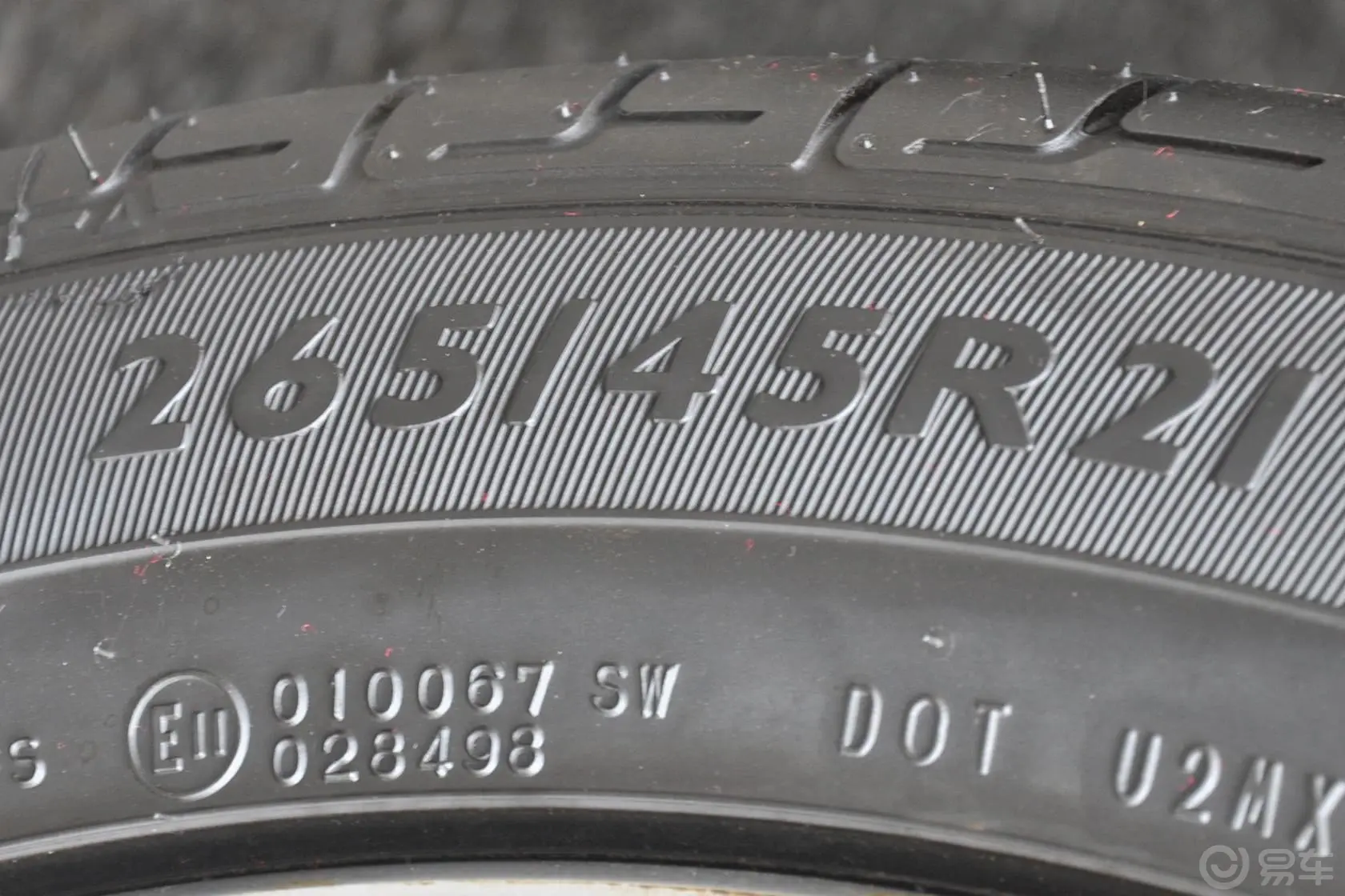 英菲尼迪FX37 超越升级版轮胎规格
