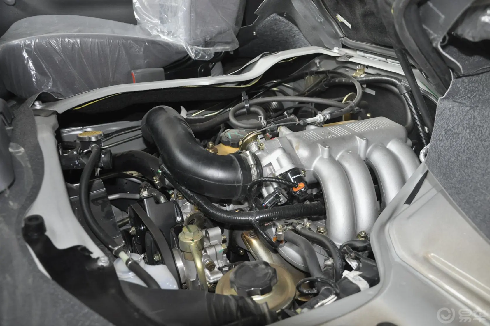 福田风景2.0L 手动 标准型 汽油发动机