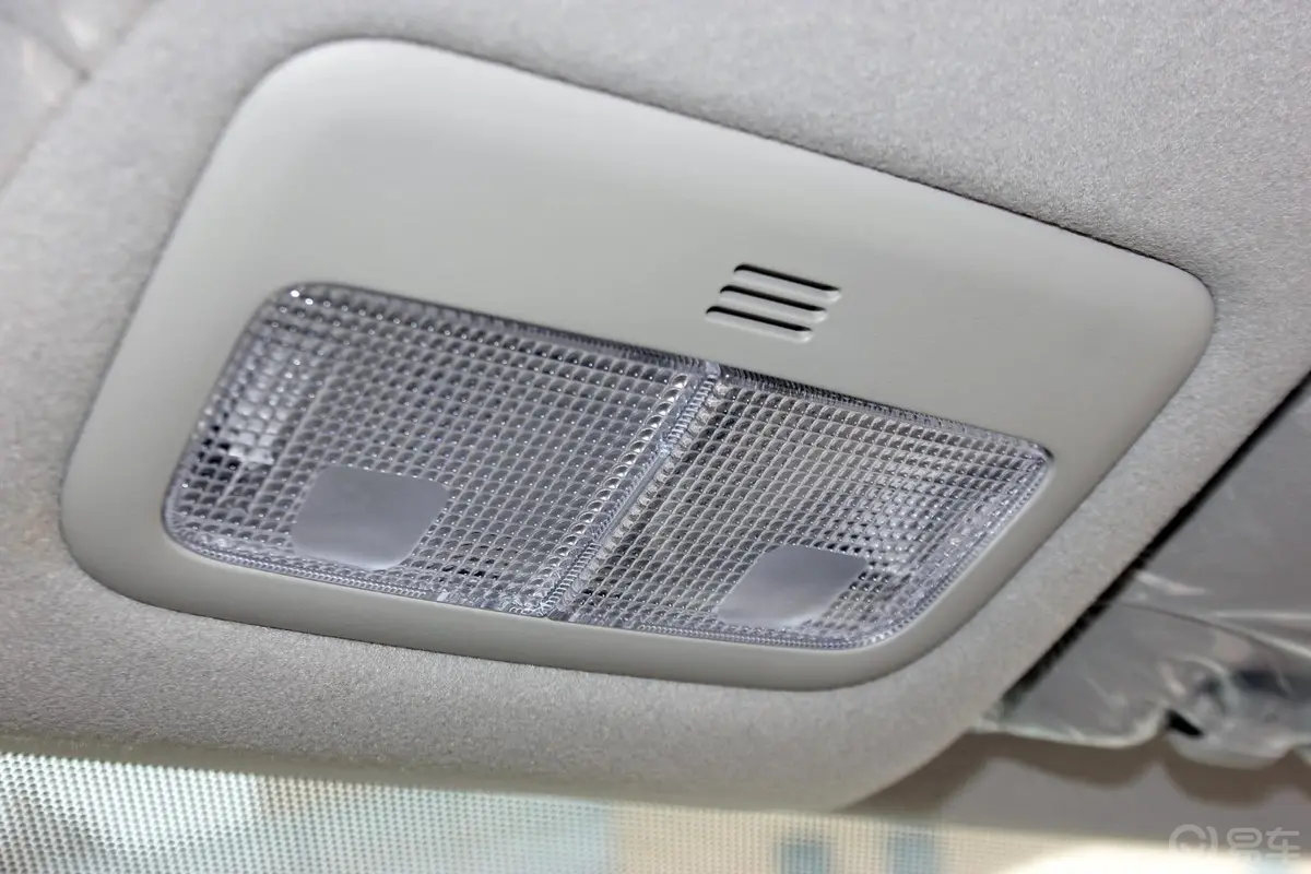威驰1.3L GL-i 标准版 自动前排车顶中央控制区