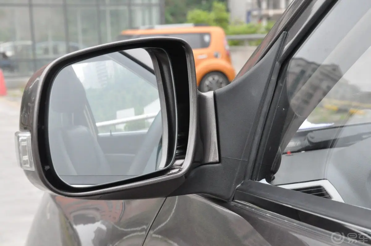 奥轩GX52.4L 手动 两驱 时尚版 汽油后视镜镜面（后）