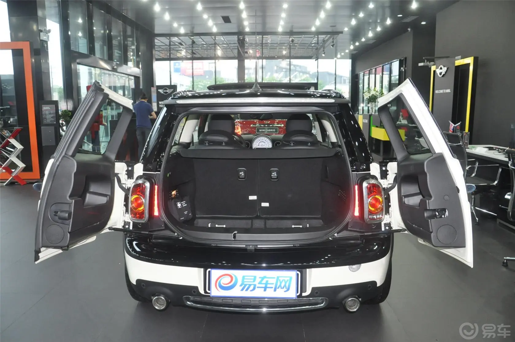 MINI CLUBMANCOOPER S Fun行李箱空间