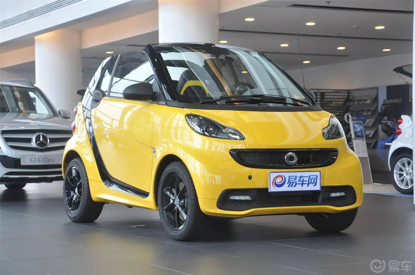 smart fortwo1.0T 敞篷城市游侠特别版后悬挂