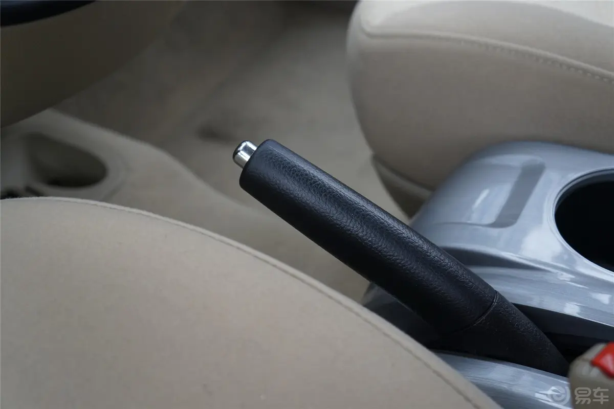 景逸SUV1.6L 手动 舒适型驻车制动（手刹，电子，脚刹）