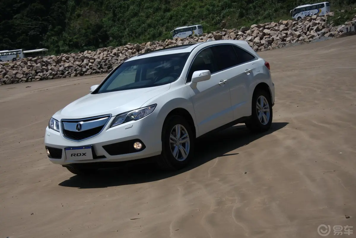 讴歌RDX(进口)3.0L 精英版外观