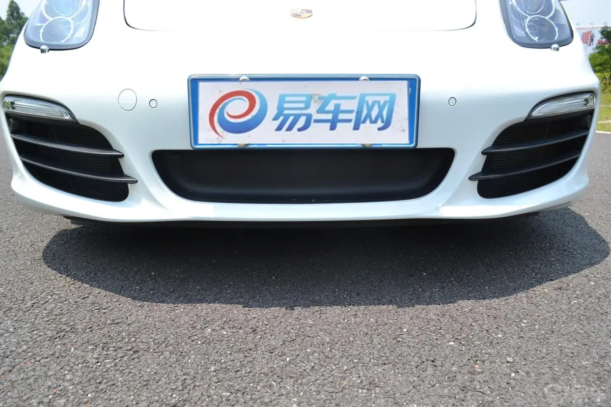 BoxsterBoxster S 3.4前格栅侧俯拍