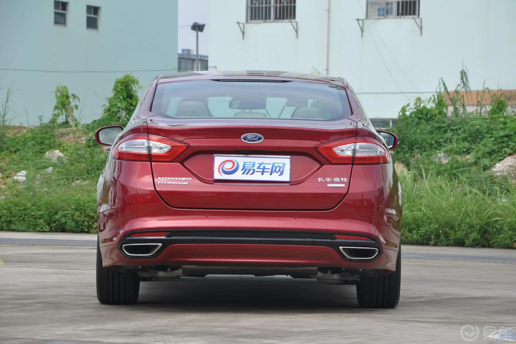 蒙迪欧2.0T 自动 GTDi240 旗舰型正后水平