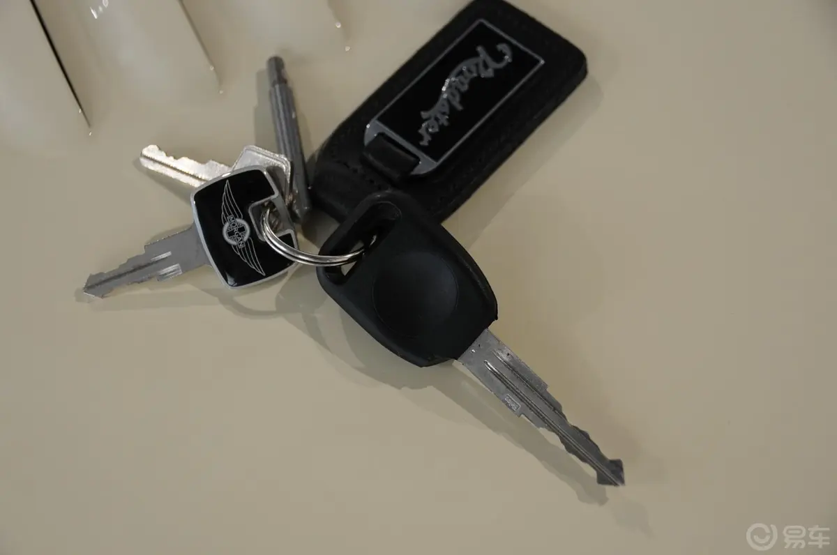摩根Roadster3.7L 2座钥匙