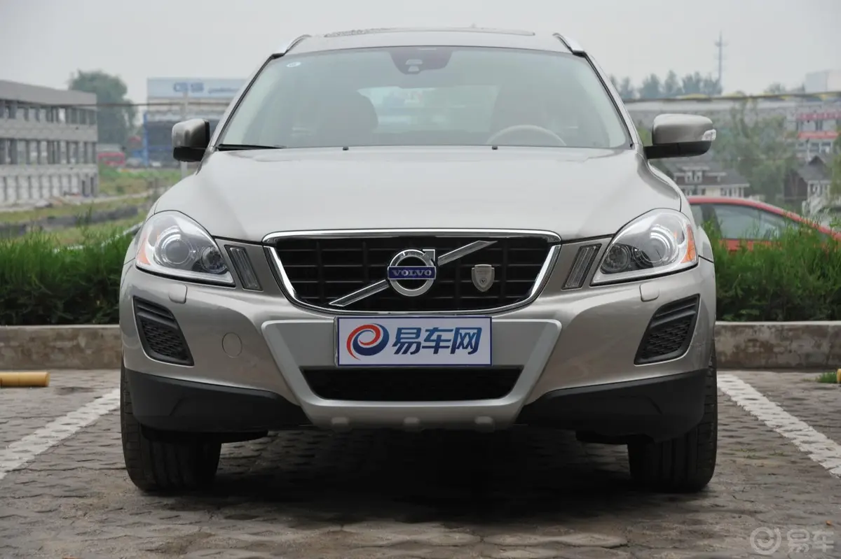 沃尔沃XC60(进口)3.0T T6 AWD智雅版正前水平