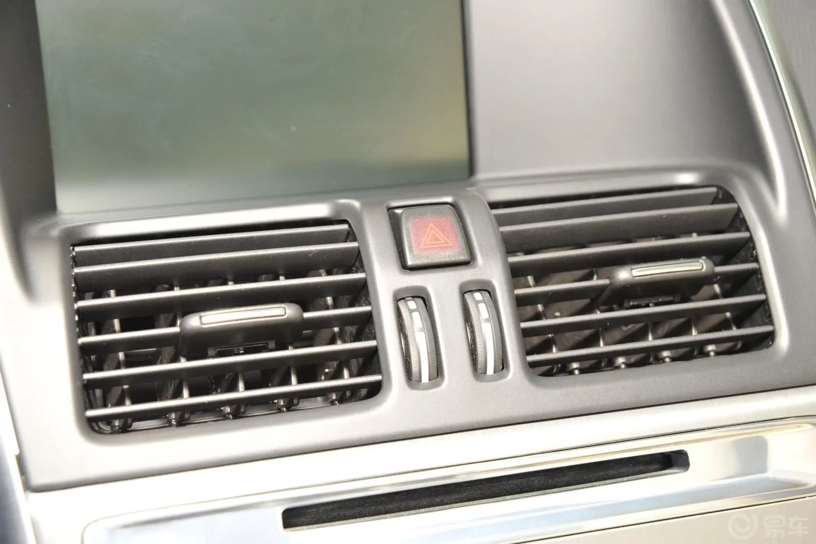 沃尔沃XC60(进口)3.0T T6 AWD智雅版内饰