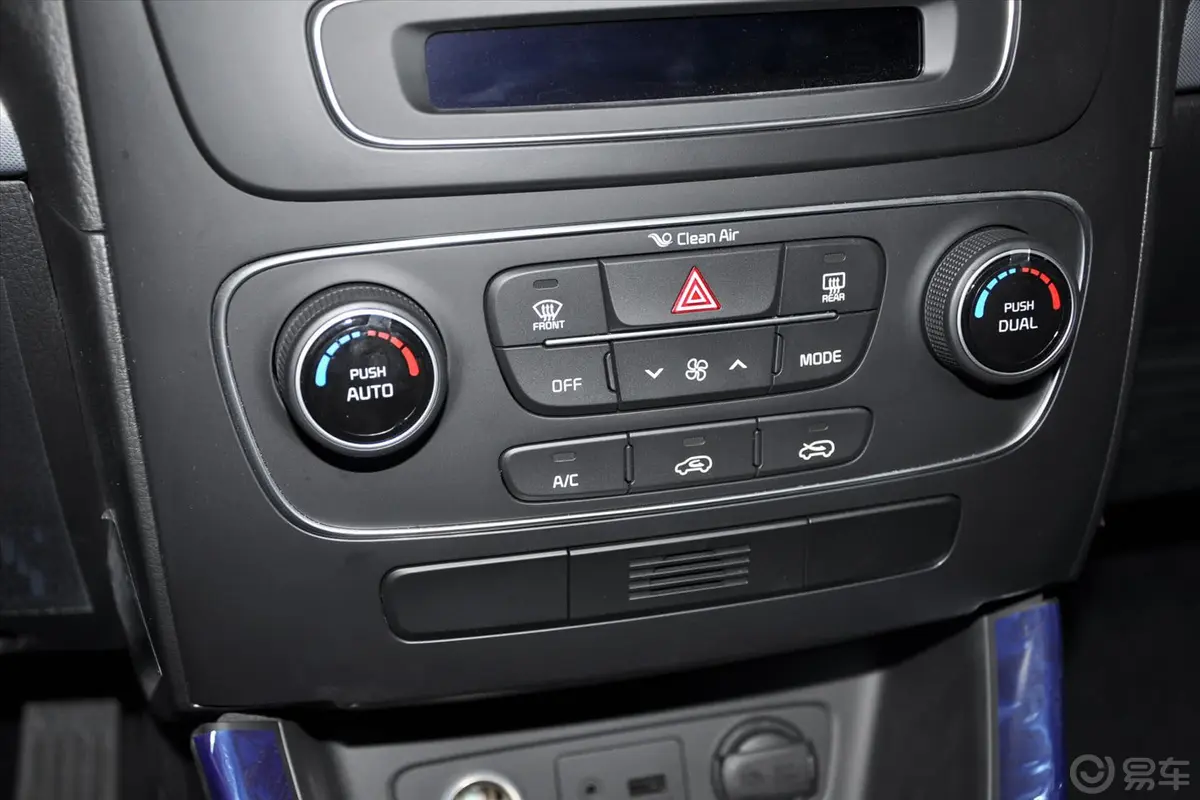 索兰托2.4L 汽油 舒适版 五座空调