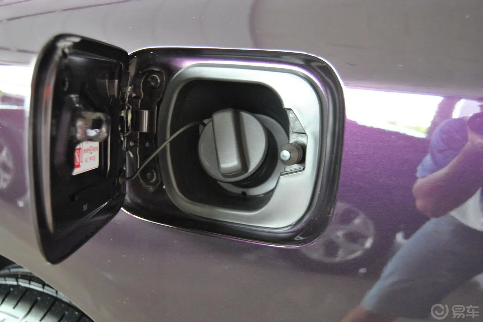奥德赛2.4L 自动 舒适版油箱盖