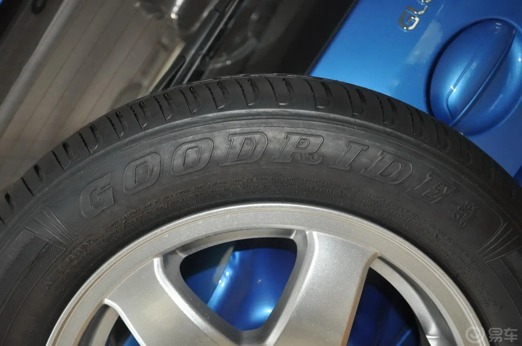 吉利GX21.3L 手动 舒适型备胎品牌