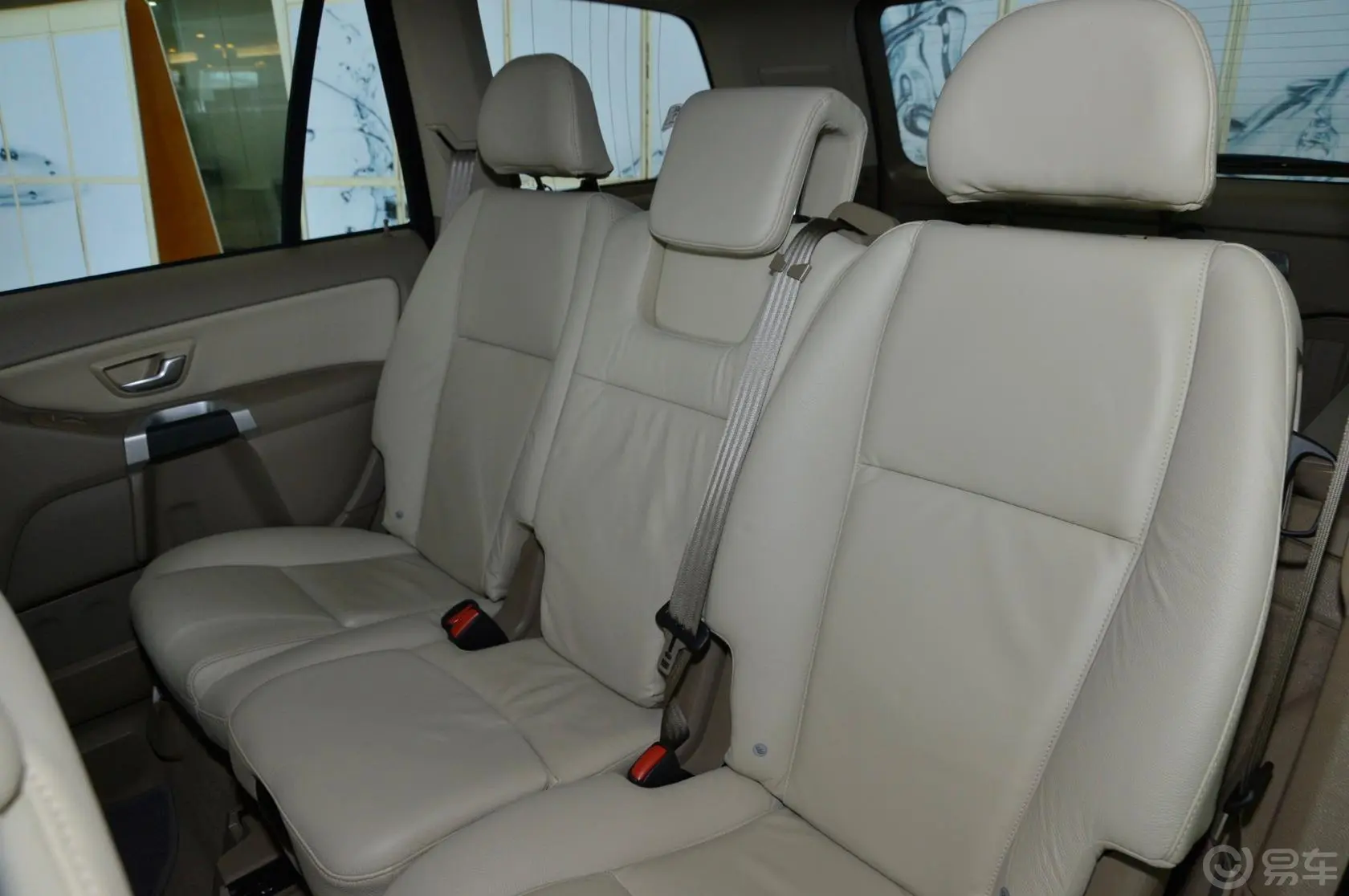 沃尔沃XC902.5T T5 豪华版后排座椅