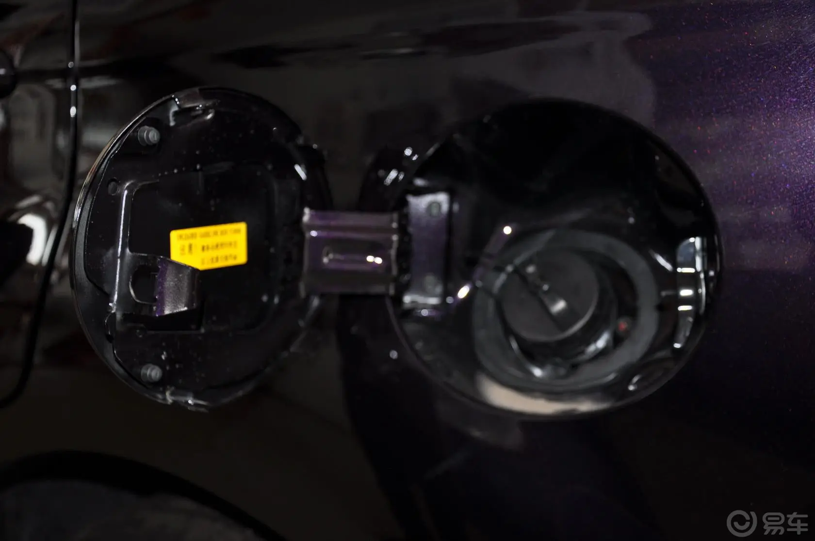 普力马1.6L 手动 创想版 7座油箱盖