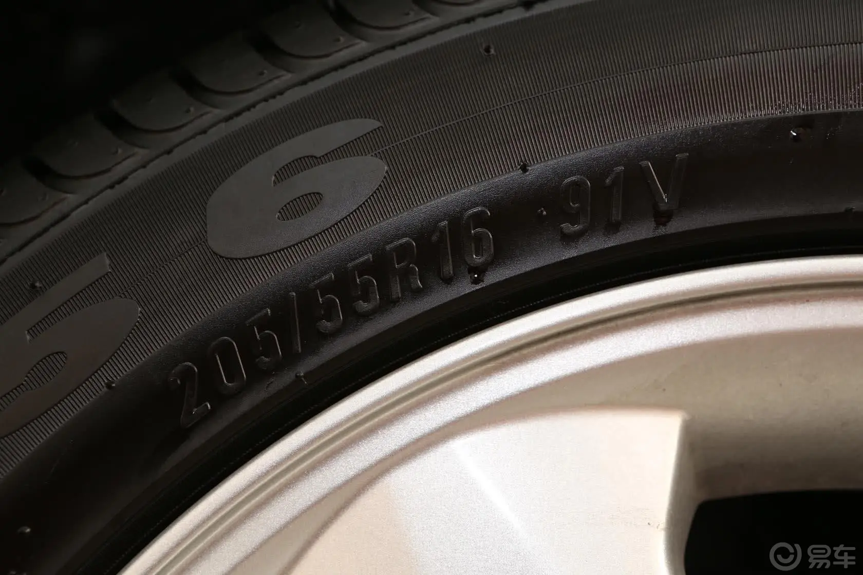 荣威350350C 1.5L 自动 讯悦版轮胎规格
